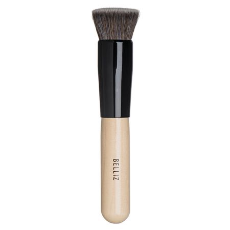 Pincel Kabuki Reto Marfim para Bases Belliz