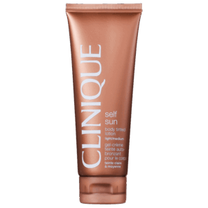 Autobronzeador Clinique Sun Care Self Sun Body Daily Moisturizer Light Medium 125ml Autobronzeador Clinique Sun Care Self Sun Body Daily Moisturizer Light Medium 125ml