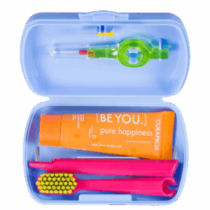 Kit Curaprox Travel Escova Dental + Creme Dental Cores Sortidas 10ml + Escova Interdental Kit Curaprox Travel Escova Dental + Creme Dental Cores Sortidas 10ml + Escova Interdental