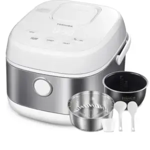 Panela de Arroz Elétrica Multifuncional Toshiba 5.5 Xícaras Digital com Vapor e Slow Cooker Panela de Arroz Elétrica Multifuncional Toshiba 5.5 Xícaras Digital com Vapor e Slow Cooker
