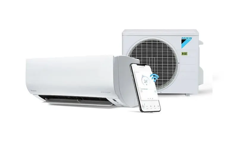 Ar Condicionado Split Daikin Hi Wall Ecoswing Gold R-32 Inverter 18.000 BTUs Frio Branco Gelo Monofásico FTKP18S5VL/RKP18S5VL – 220V