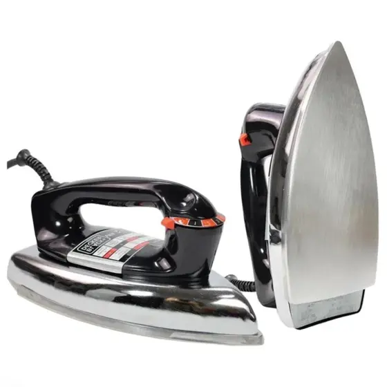 Ferro de Passar Roupas a Seco Black & Decker 1000W 220V VFA1110XM6