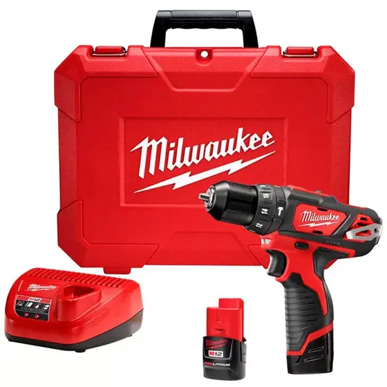 Furadeira Parafusadeira de Impacto a Bateria Milwaukee 2408-259 3/8″ 12V
