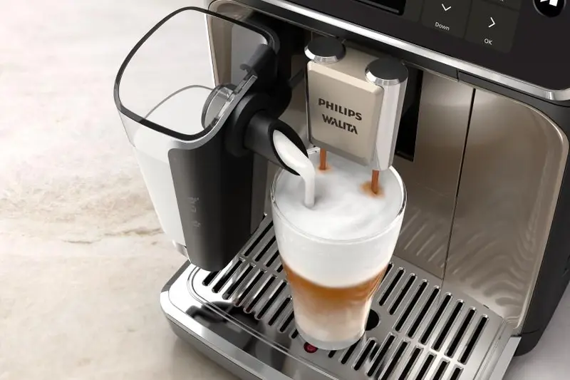 Cafeteira Expresso Superautomática Philips Walita Série 5500 LatteGo Over Ice