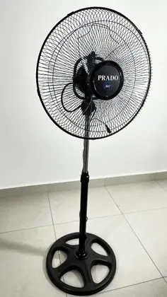 Ventilador de Coluna Prado Pedestal 40cm Gira 360° 5 Pás 127V